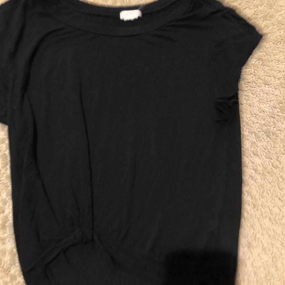 Garage tie-front top!